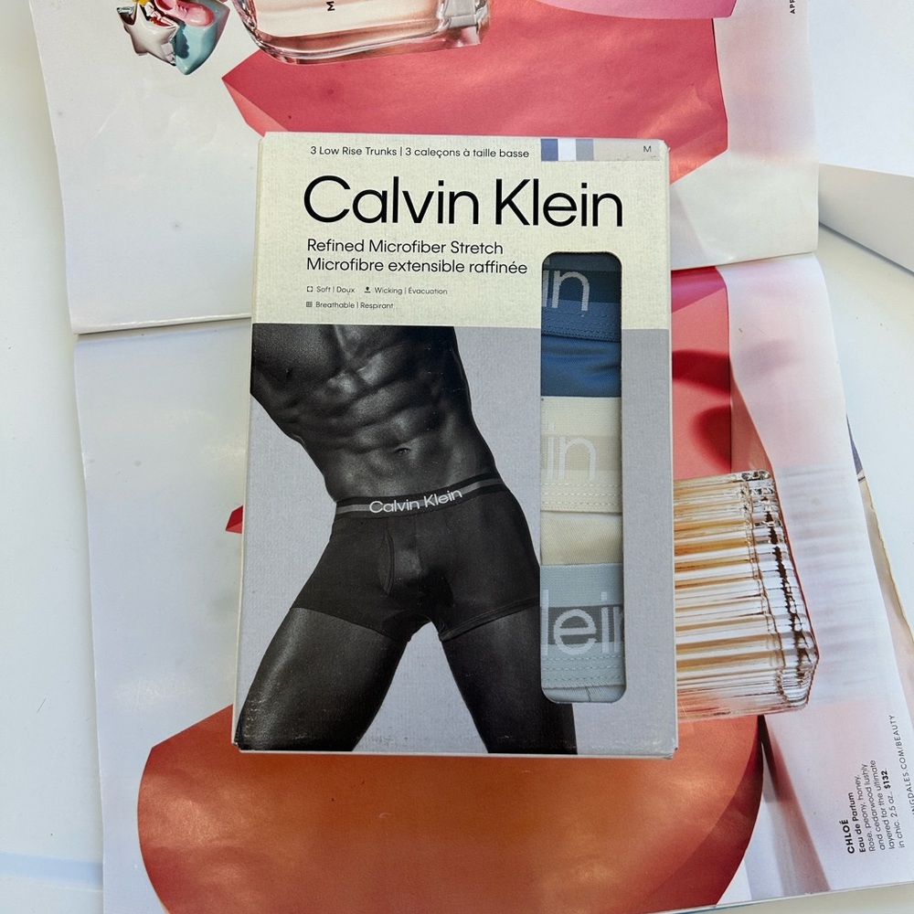 NWT- Calvin Klein- Men’s refined Microfiber strech Low Rise Trunks. 3 pack M